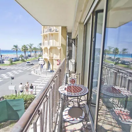 Sea Front Palace Promenade *